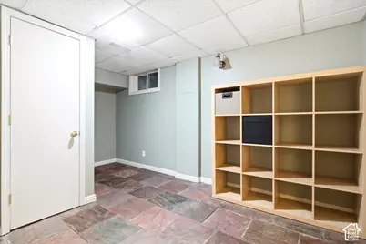 1049 S Military Dr E, Salt Lake City, UT 84105 - Photo 25