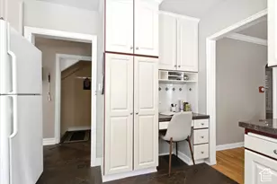 1049 S Military Dr E, Salt Lake City, UT 84105 - Photo 11