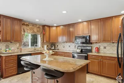 15139 S Holly Grove Ct E, Draper, UT 84020 - Photo 11