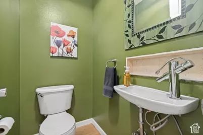 2741 N Edgewood Dr, Provo, UT 84604 - Photo 11