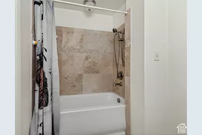 2741 N Edgewood Dr, Provo, UT 84604 - Photo 17