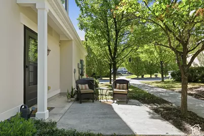 10638 S Cave Run Ln, South Jordan, UT 84009 - Photo 27