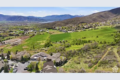 1041 W Grindelwald Ct #R5, Midway, UT 84049 - Photo 9