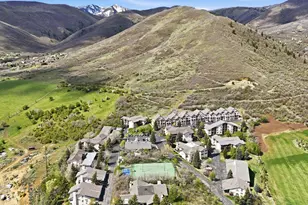 1041 W Grindelwald Ct, Midway, UT 84049 - Photo 7
