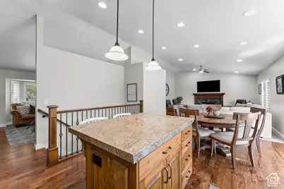 178 E Olive Berry Ln, Draper, UT 84020 - Photo 9