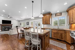 178 E Olive Berry Ln, Draper, UT 84020 - Photo 5
