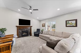178 E Olive Berry Ln, Draper, UT 84020 - Photo 11