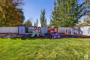 885 W 2310 N, West Bountiful, UT 84087 - Photo 53