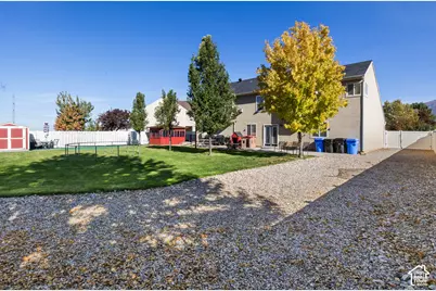 885 W 2310 N, West Bountiful, UT 84087 - Photo 51
