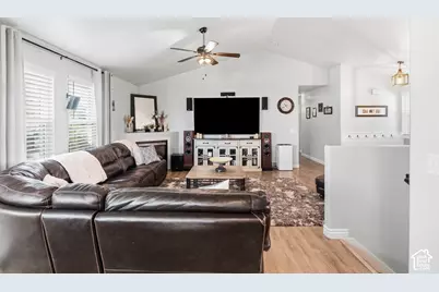 885 W 2310 N, West Bountiful, UT 84087 - Photo 19