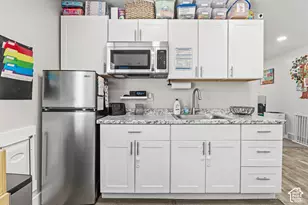 885 W 2310 N, West Bountiful, UT 84087 - Photo 49
