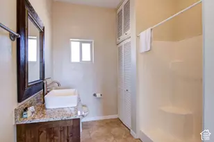 152 E Carols Ln, Hatch, UT 84735 - Photo 7