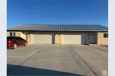 427 N Meadow Ln, Tropic, UT 84776 - Photo 1