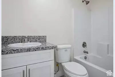 427 N Meadow Ln, Tropic, UT 84776 - Photo 15