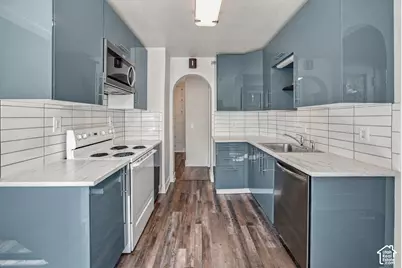 225 W 400 N, Logan, UT 84321 - Photo 7