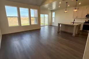 642 W 760 N, Tremonton, UT 84337 - Photo 5