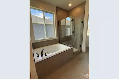 642 W 760 N #204, Tremonton, UT 84337 - Photo 7