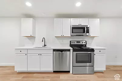 2581 N 2700 E, Layton, UT 84040 - Photo 33