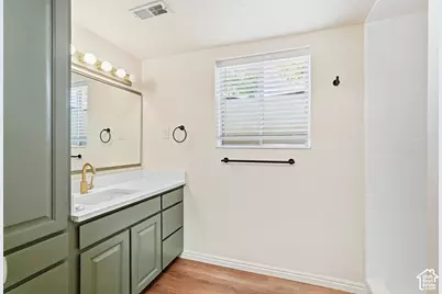 2581 N 2700 E, Layton, UT 84040 - Photo 25