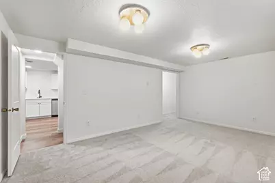 2581 N 2700 E, Layton, UT 84040 - Photo 31