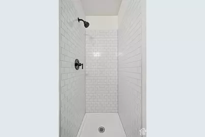 2581 N 2700 E, Layton, UT 84040 - Photo 21