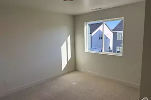 652 E Garden Dr, Eagle Mountain, UT 84005 - Photo 13