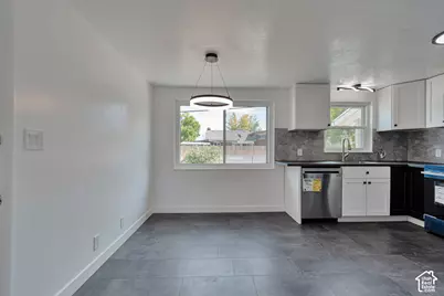 4329 S Phillips Ln, Taylorsville, UT 84123 - Photo 7
