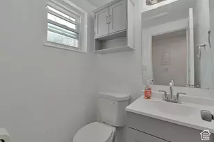 4329 S Phillips Ln, Taylorsville, UT 84123 - Photo 17