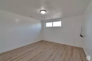 4329 S Phillips Ln, Taylorsville, UT 84123 - Photo 21