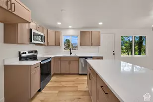 2109 S 3400 W, Syracuse, UT 84075 - Photo 1