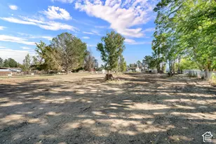 2109 S 3400 W, Syracuse, UT 84075 - Photo 21