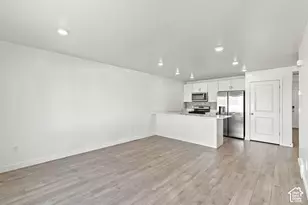 1156 E Trident Dr, Saratoga Springs, UT 84045 - Photo 1