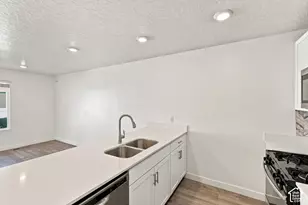 1156 E Trident Dr, Saratoga Springs, UT 84045 - Photo 5