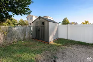 1107 S 3925 W, Syracuse, UT 84075 - Photo 37