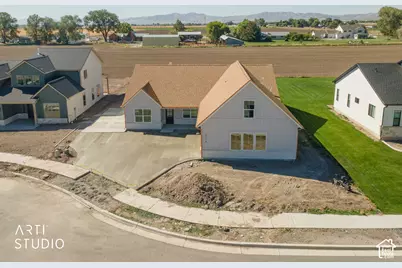 10319 N Vista Ln, Elwood, UT 84337 - Photo 3