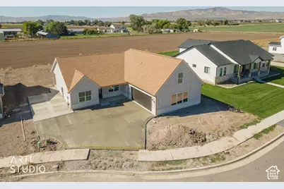 10319 N Vista Ln, Elwood, UT 84337 - Photo 33
