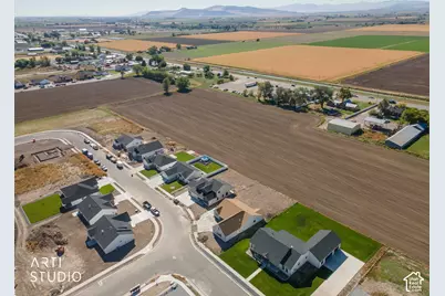 10319 N Vista Ln, Elwood, UT 84337 - Photo 37