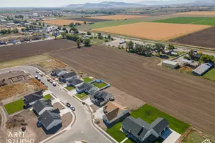 10319 N Vis Ln, Elwood, UT 84337 - Photo 37