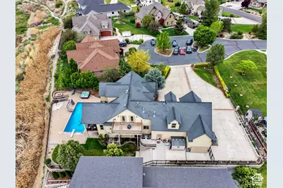 192 E Lakeside Ct, Saratoga Springs, UT 84045 - Photo 9