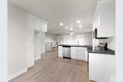 340 W Dublin St, Eureka, UT 84628 - Photo 5