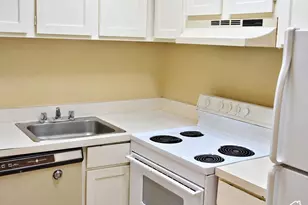 752 S 400 E, Salt Lake City, UT 84111 - Photo 7
