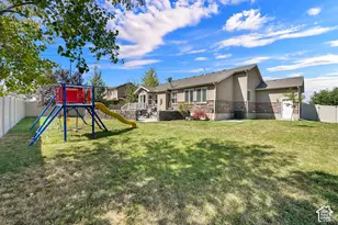 1051 S 1925 W, Syracuse, UT 84075 - Photo 35