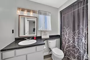 3665 W Christy Ann Dr, Taylorsville, UT 84118 - Photo 17