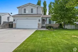 723 E Fox Run Dr, Tooele, UT 84074 - Photo 1