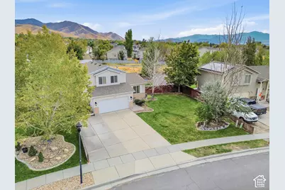 723 E Fox Run Dr, Tooele, UT 84074 - Photo 5