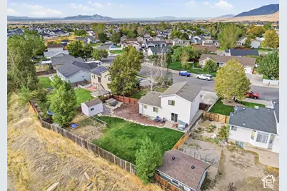 723 E Fox Run Dr, Tooele, UT 84074 - Photo 39