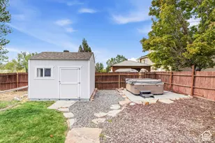 723 E Fox Run Dr, Tooele, UT 84074 - Photo 35