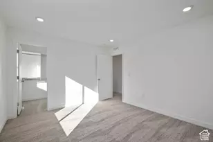 912 W Bellshill Dr, Murray, UT 84123 - Photo 25