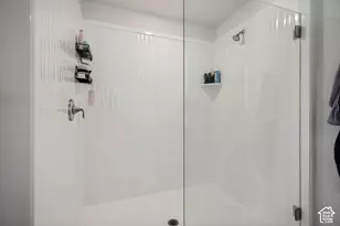 7323 W Afterglow Ln, West Valley, UT 84081 - Photo 31