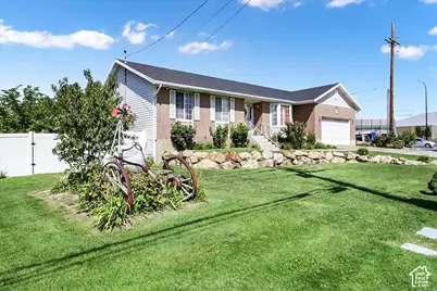 2018 W 700 S, Syracuse, UT 84075 - Photo 5